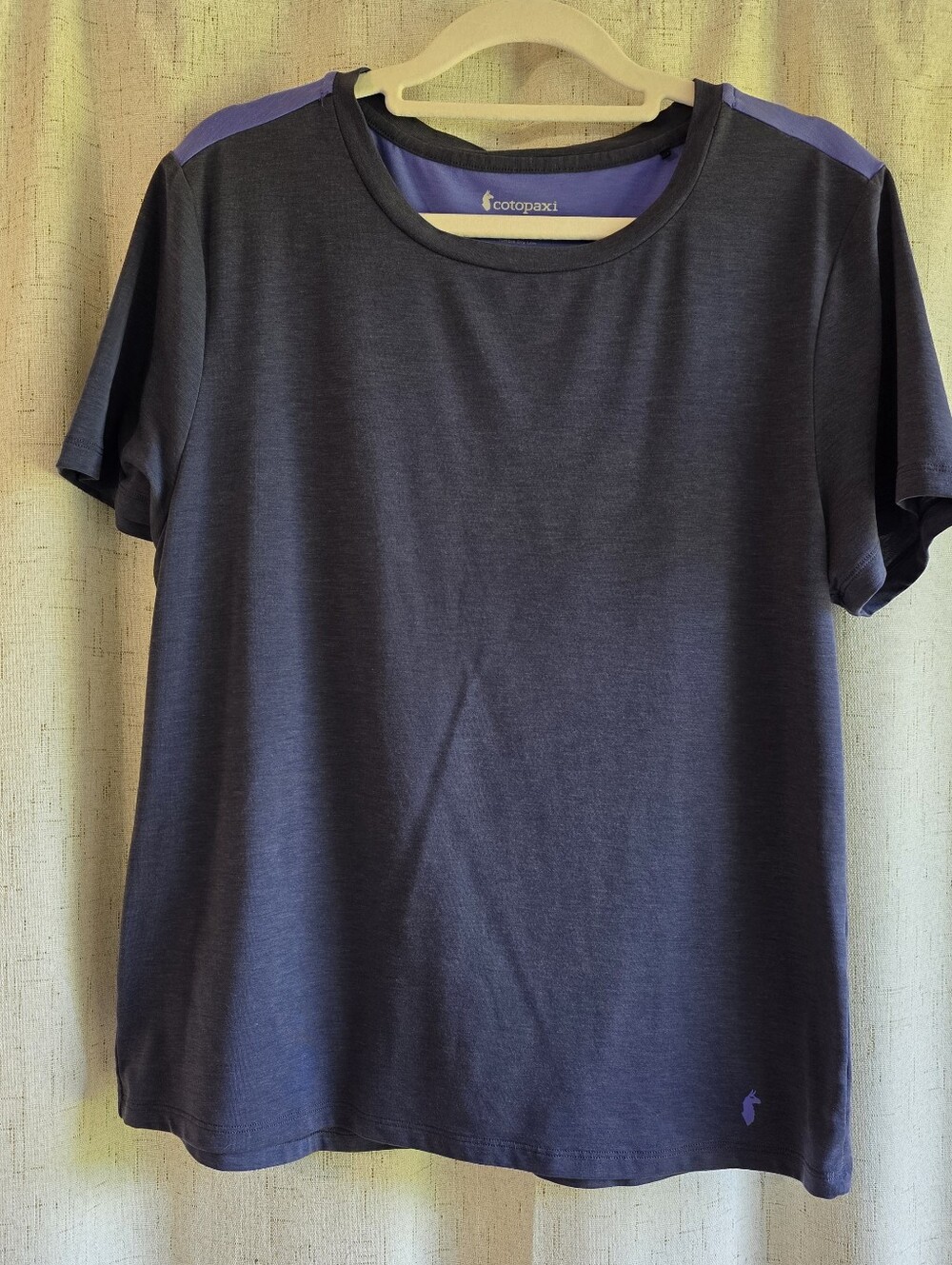 cotopaxi Women's Short-Sleeve Split Back Tee Dark Blue with Purple Colorblock M